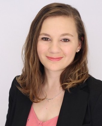Emma LaCava Headshot